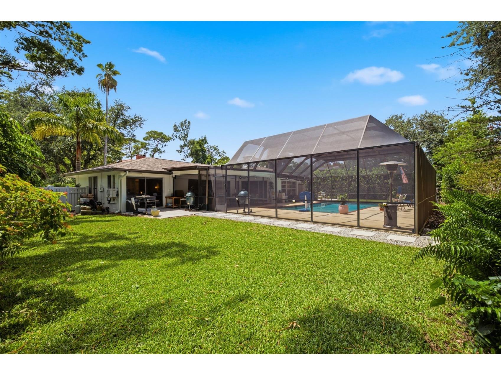 747 Sabal Court S Saint Petersburg FL 33705 TB8509422 image33