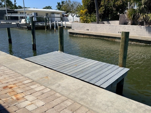 747 Saint Judes Drive S #2 Longboat Key FL 34228 A4682877 image16