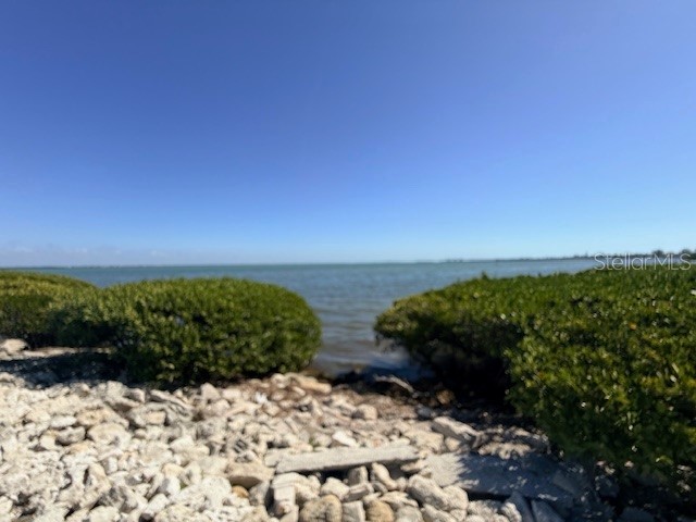 747 Saint Judes Drive S #2 Longboat Key FL 34228 A4682877 image17