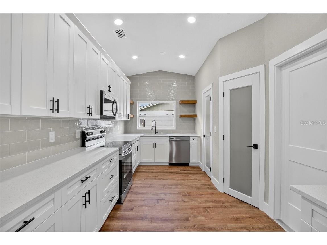 747 Stillview Circle Brandon FL 33510 TB8409023 image22