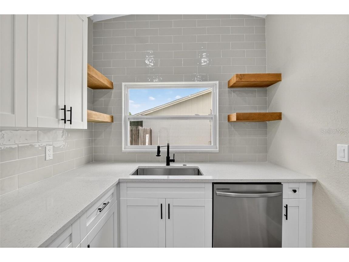 747 Stillview Circle Brandon FL 33510 TB8409023 image27