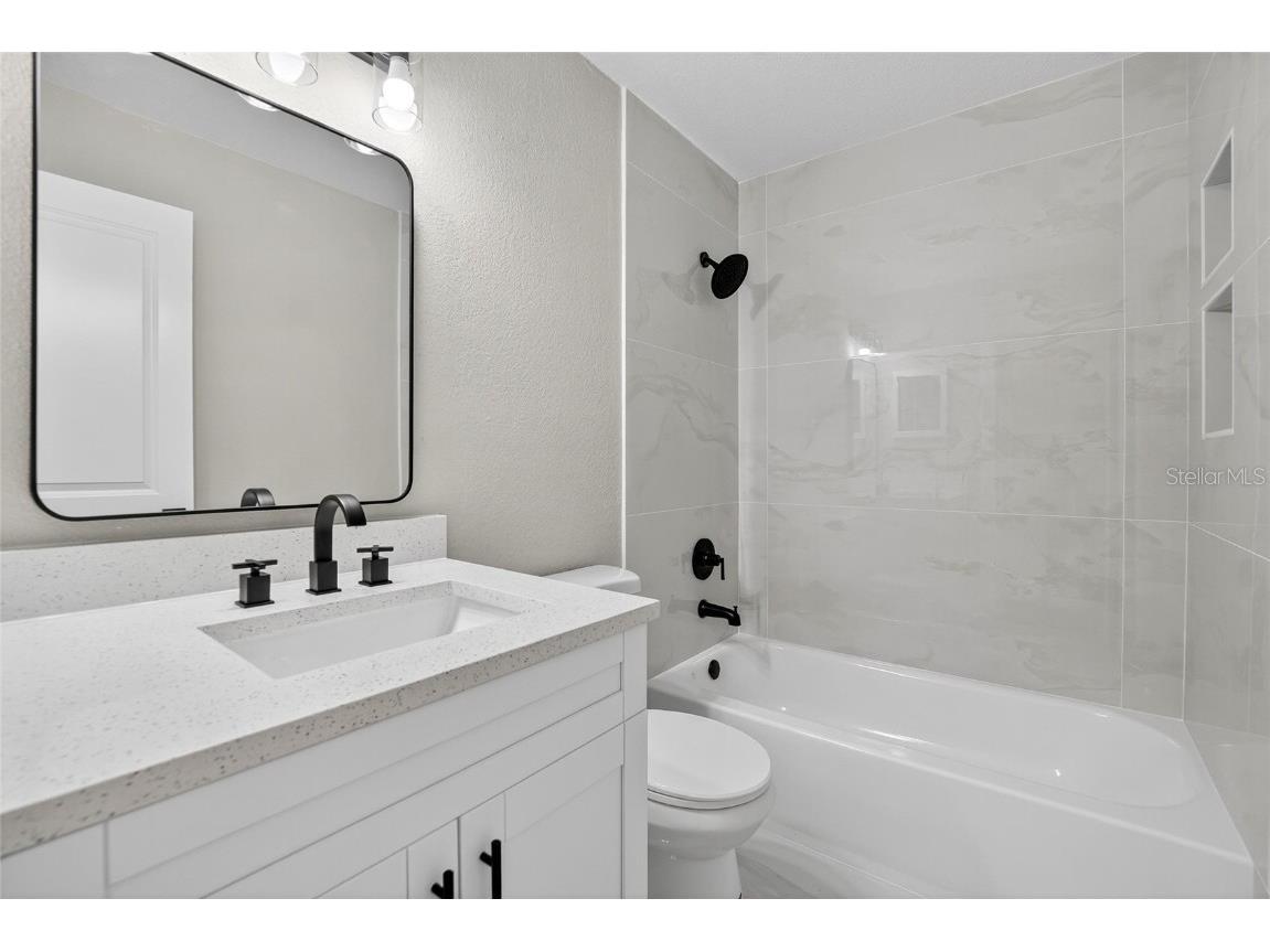 747 Stillview Circle Brandon FL 33510 TB8409023 image40