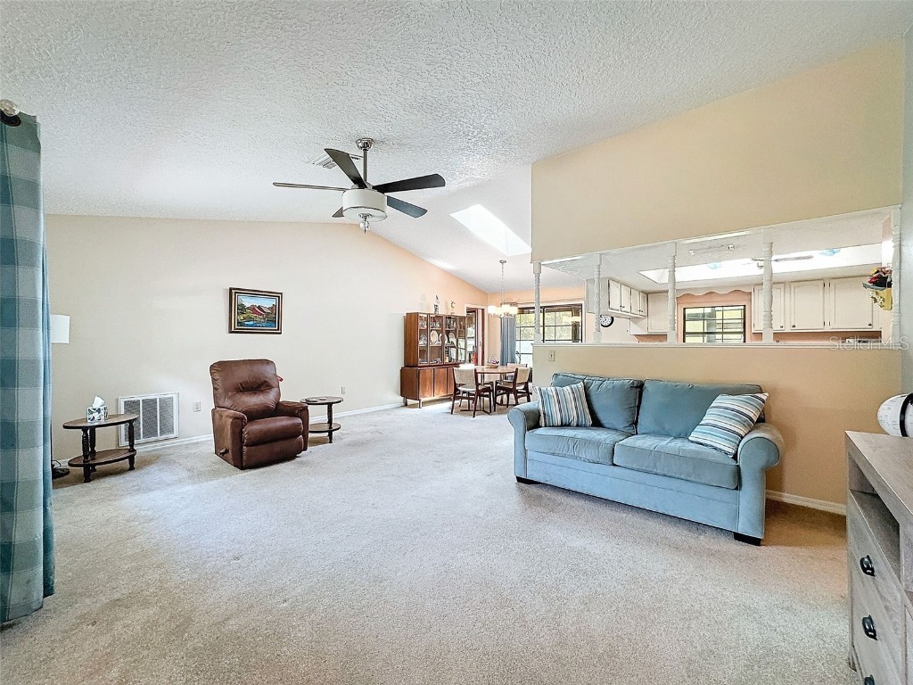 7470 Allen Dr Weeki Wachee FL 34613 W7867872 image10