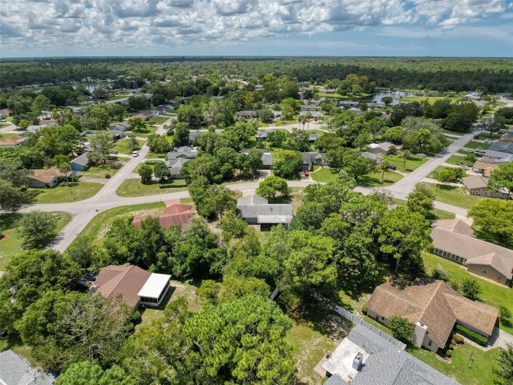 7470 Allen Dr Weeki Wachee FL 34613 W7867872 image41