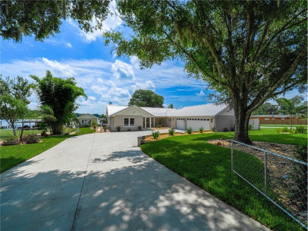7470 Berkley Road Polk City FL 33868 - LAKE AGNES P4926248 image1