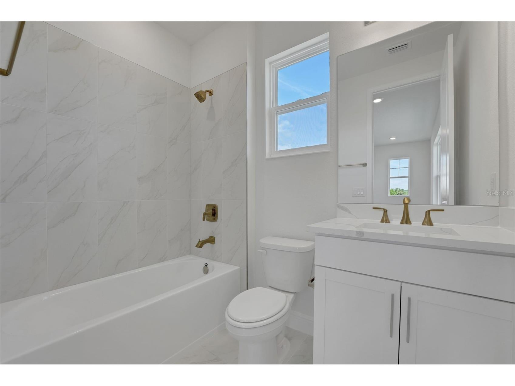 7470 Sea Manatee Street Parrish FL 34219 - SEAIRE LAGOON G5105760 image15