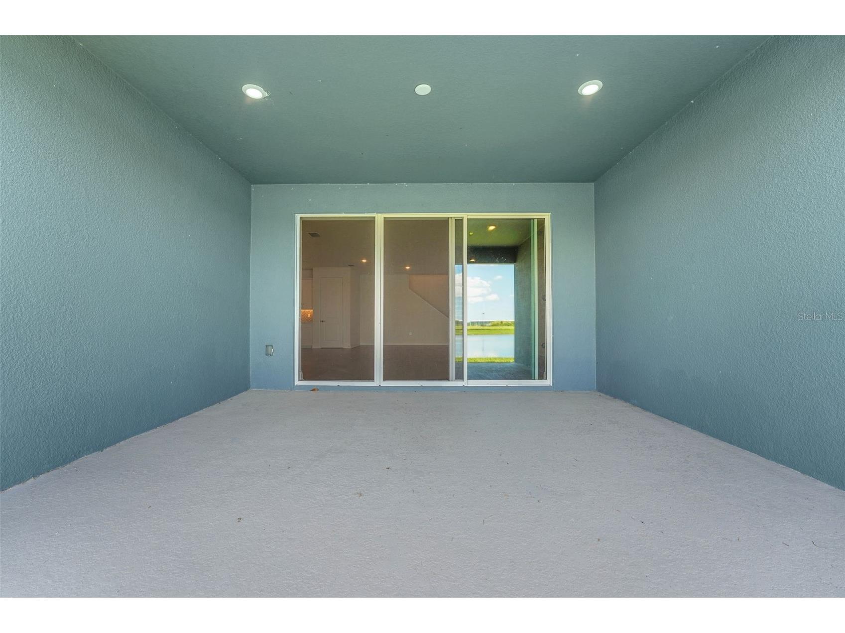 7470 Sea Manatee Street Parrish FL 34219 - SEAIRE LAGOON G5105760 image9