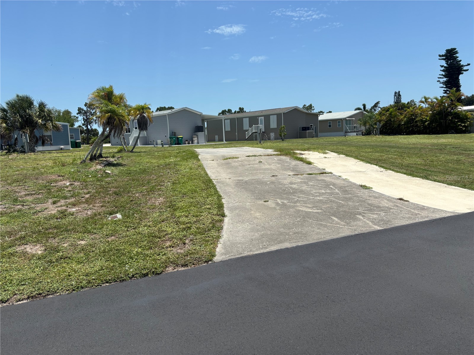 7471 Danvers Circle Port Charlotte FL 33981 - BUTTERFORD WATERWAY C7528453 image3