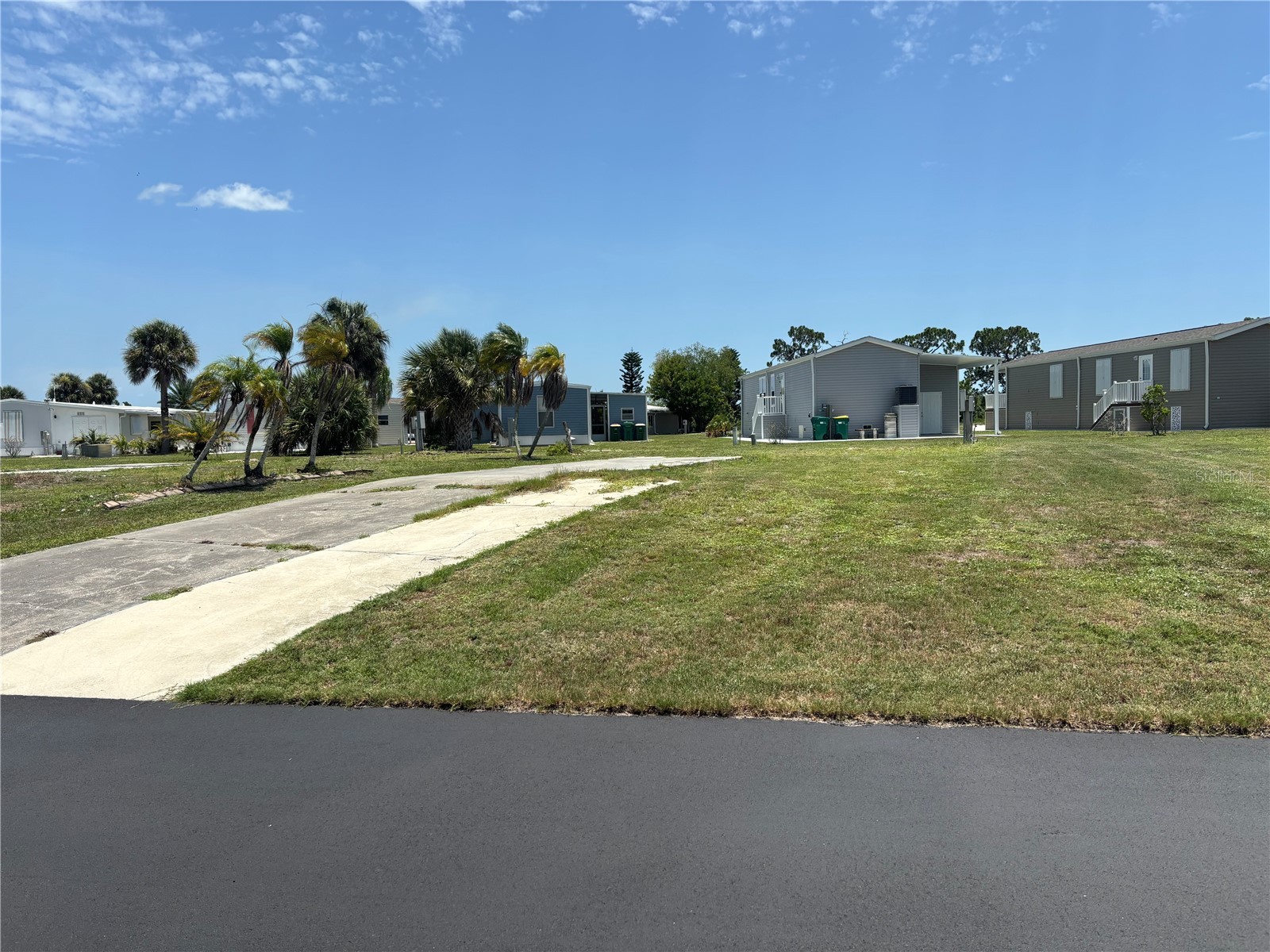 7471 Danvers Circle Port Charlotte FL 33981 - BUTTERFORD WATERWAY C7528453 image4