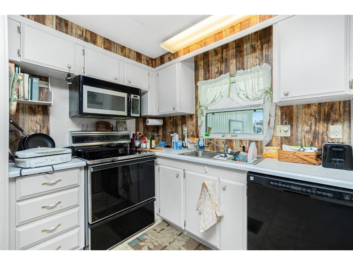 7474 Fulmar Avenue Port Charlotte FL 33981 - BUTTERFORD WATERWAY C7502086 image5