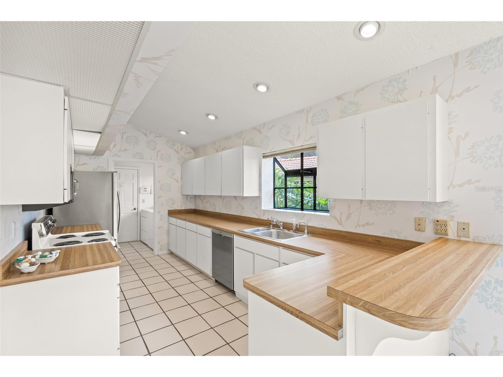 7475 Oak Moss Drive #20 Sarasota FL 34241 A4667884 image10