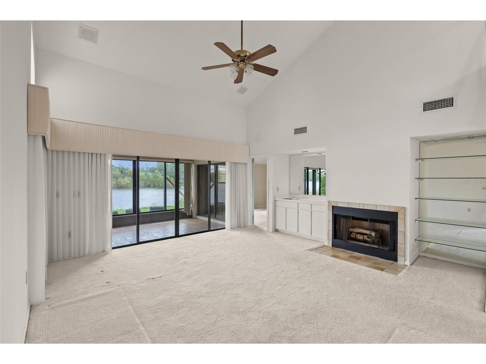 7475 Oak Moss Drive #20 Sarasota FL 34241 A4667884 image4