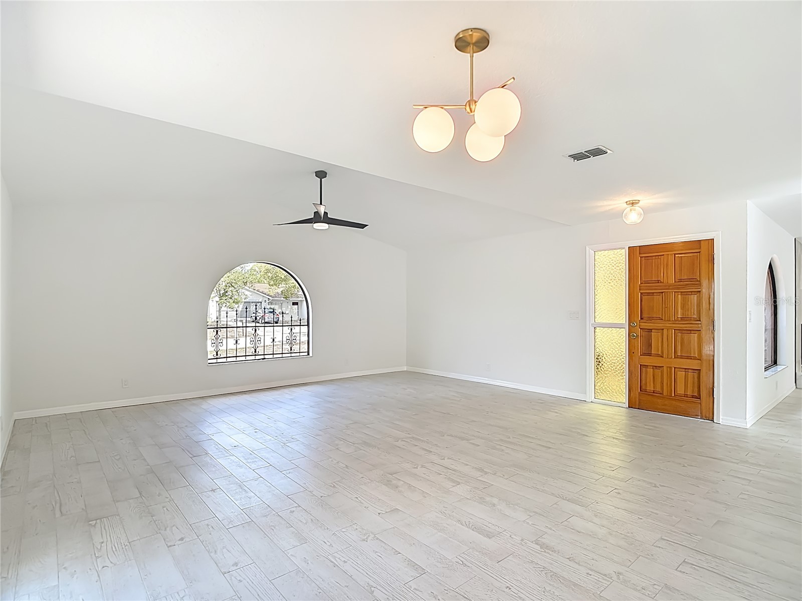 7478 Dundee Way Weeki Wachee FL 34613 W7883674 image10