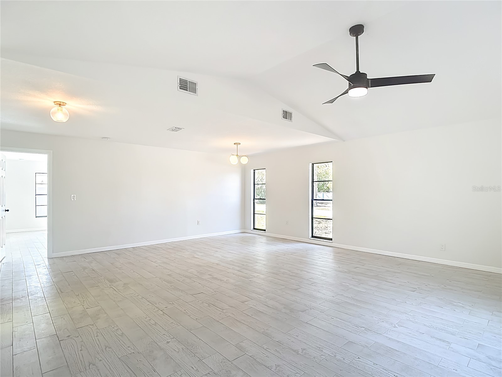 7478 Dundee Way Weeki Wachee FL 34613 W7883674 image12