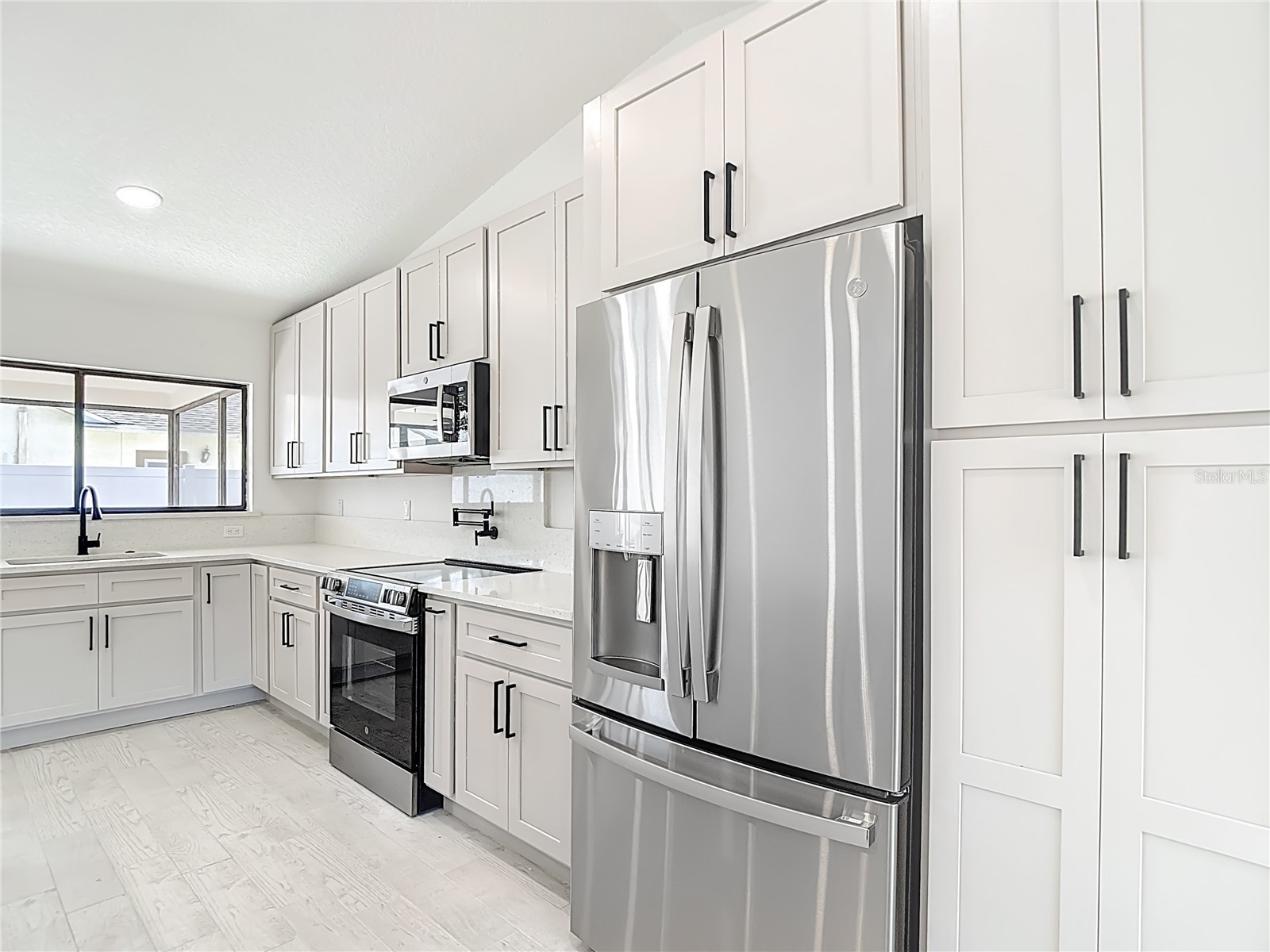 7478 Dundee Way Weeki Wachee FL 34613 W7883674 image16