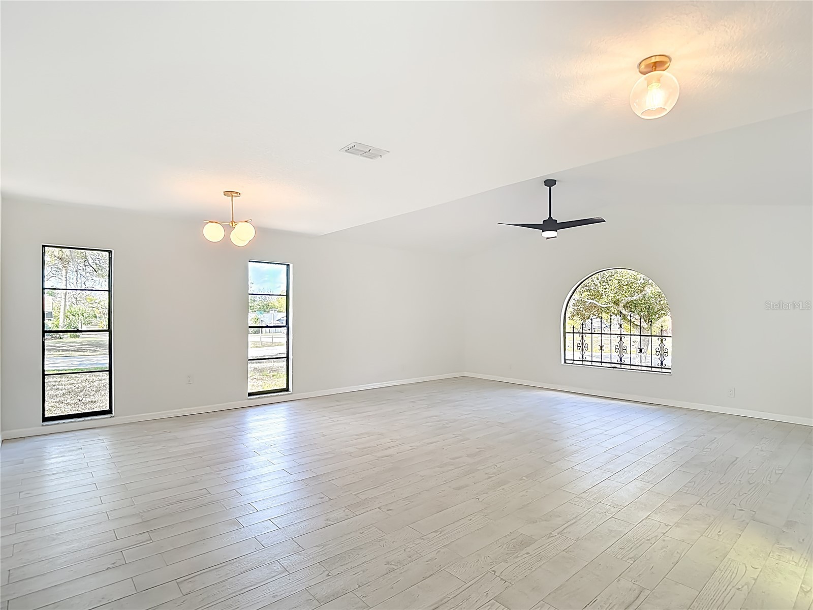 7478 Dundee Way Weeki Wachee FL 34613 W7883674 image9