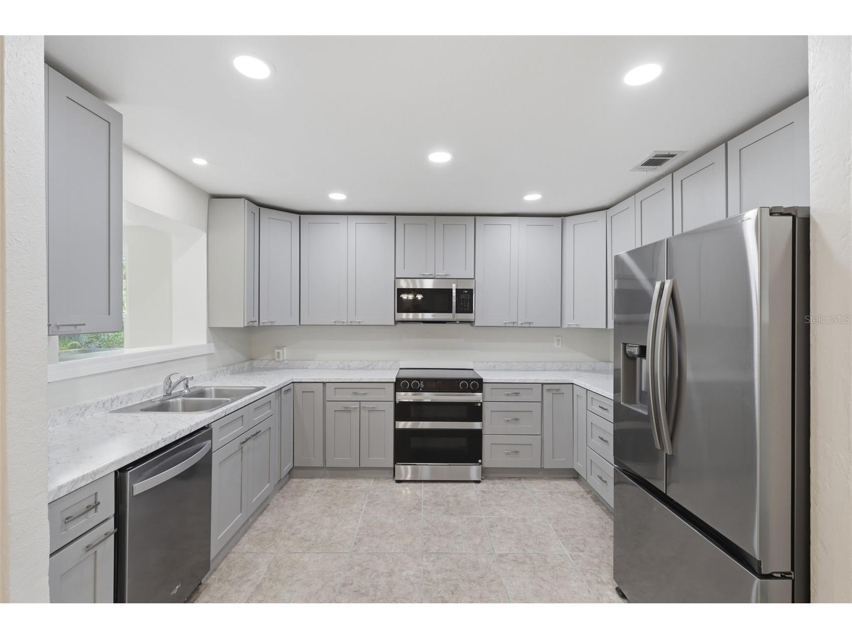 748 Colfax Drive Daytona Beach FL 32114 V4946783 image10