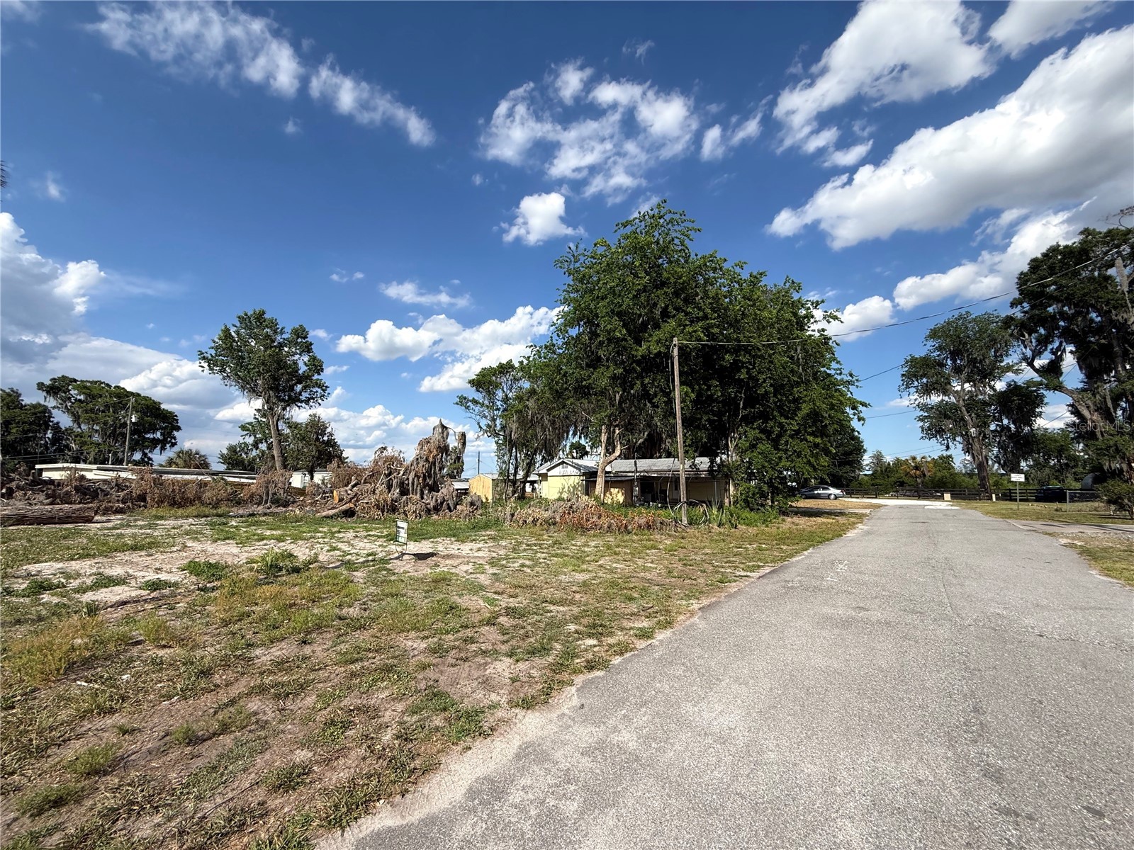 748 Cr 477a Lake Panasoffkee FL 33538 OM723307 image9