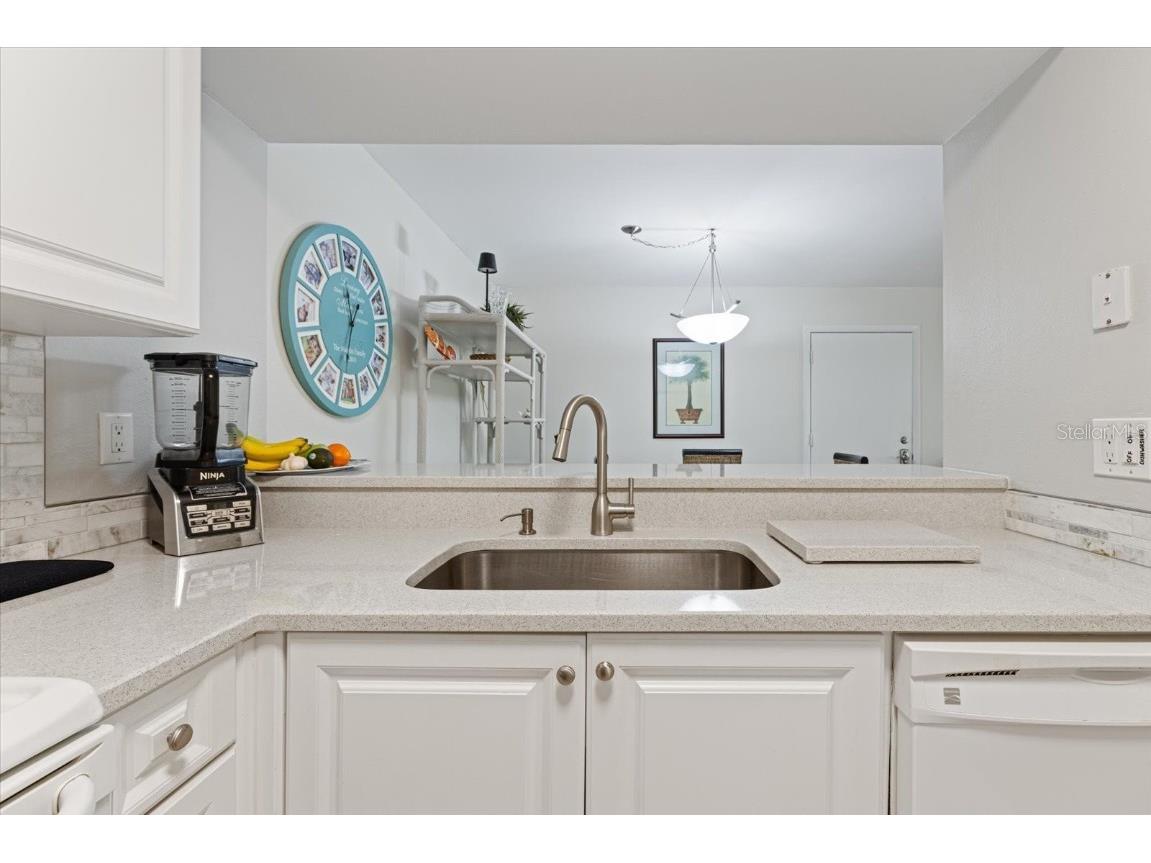 748 White Pine Tree Road #204 Venice FL 34285 N6141778 image12