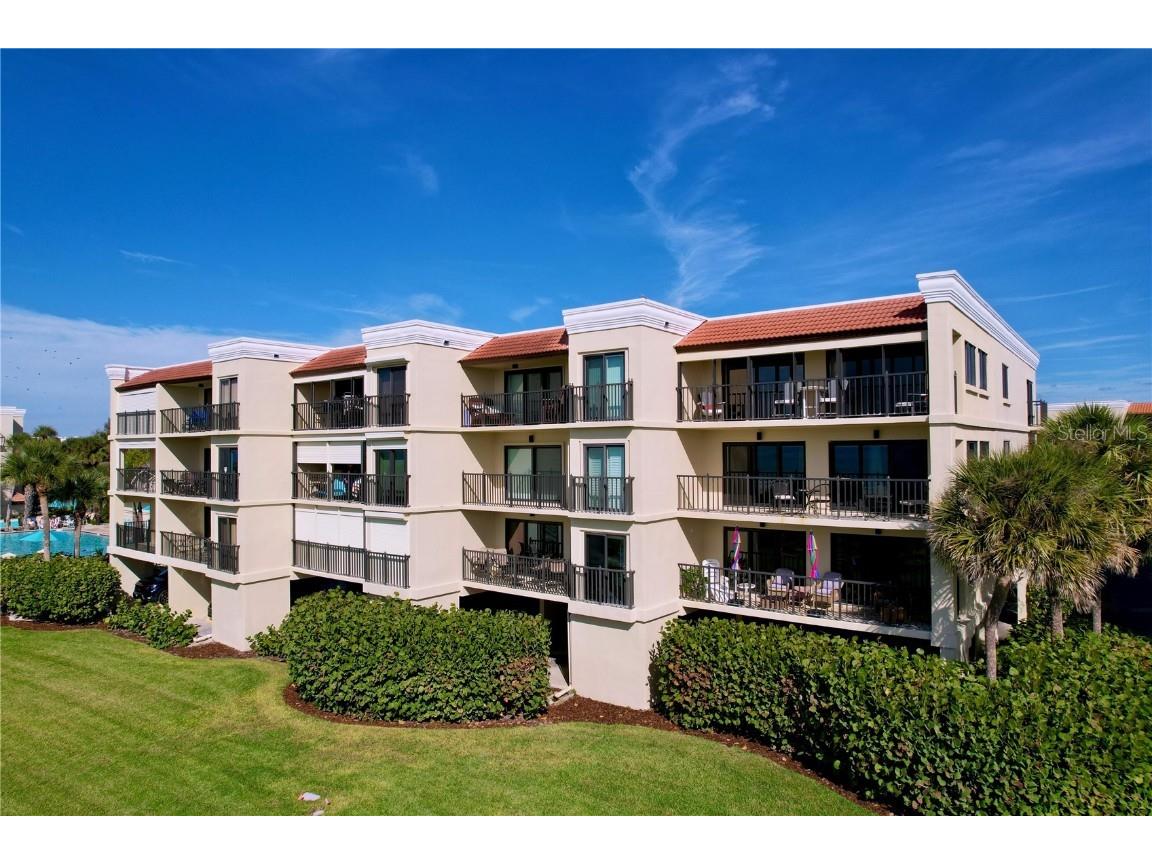 7480 Bayshore Drive #401 Treasure Island FL 33706 TB8451777 image1