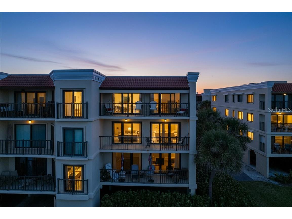 7480 Bayshore Drive #401 Treasure Island FL 33706 TB8451777 image70