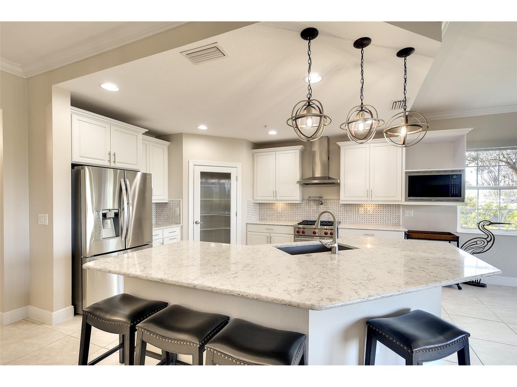 7482 Divot Loop #6A Bradenton FL 34202 A4683497 image15