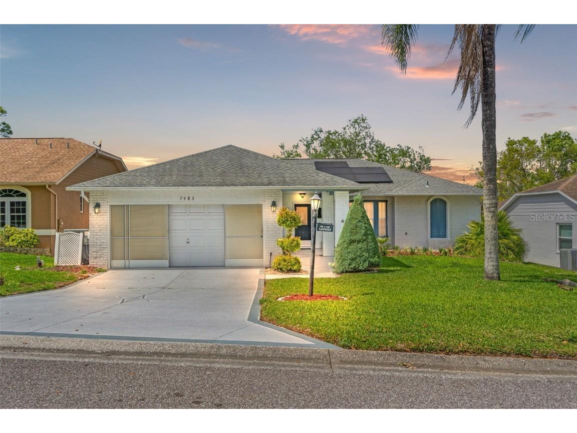 7483 Blue Skies Drive Spring Hill FL 34606 W7874278 image1