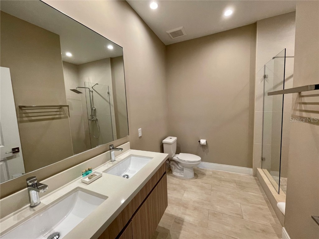 7483 Brooklyn Drive Kissimmee FL 34747 O6342014 image21