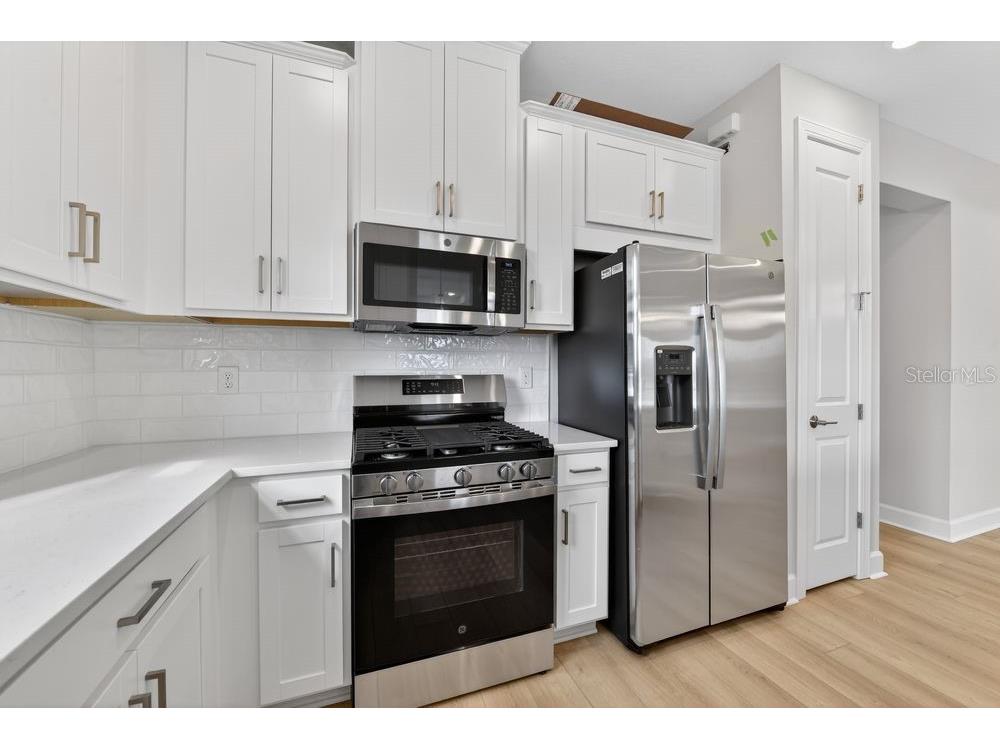 7483 Moonbeam Avenue Sarasota FL 34241 A4685237 image3