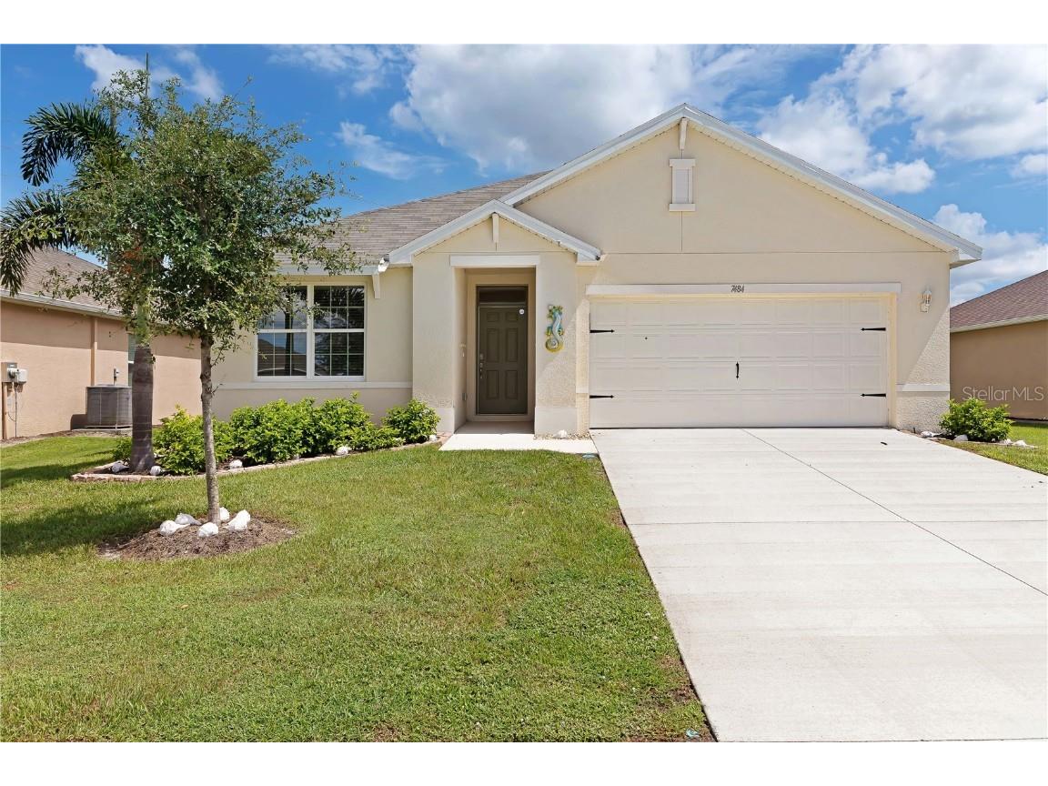 7484 Mikasa Drive Punta Gorda FL 33950 C7464694 image1