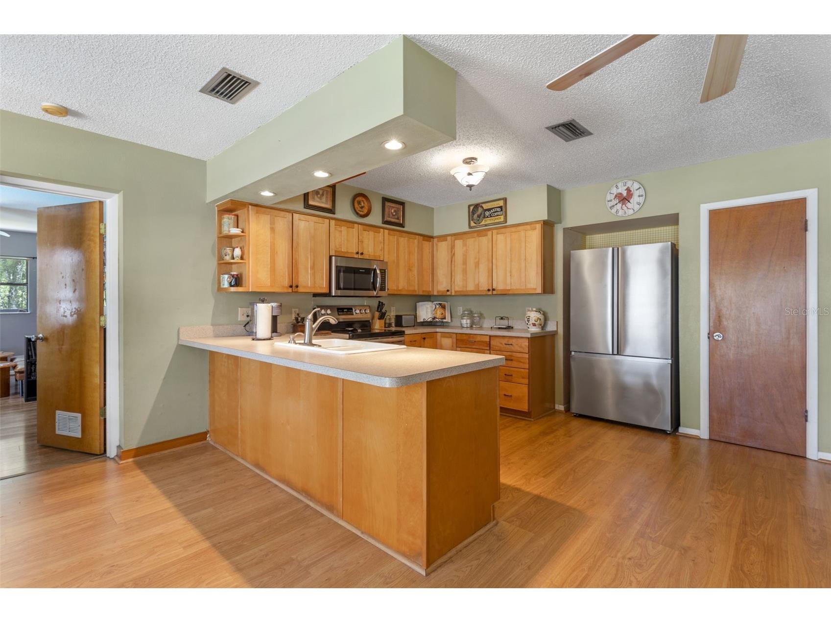7484 Redbud Lane Brooksville FL 34601 V4948278 image9
