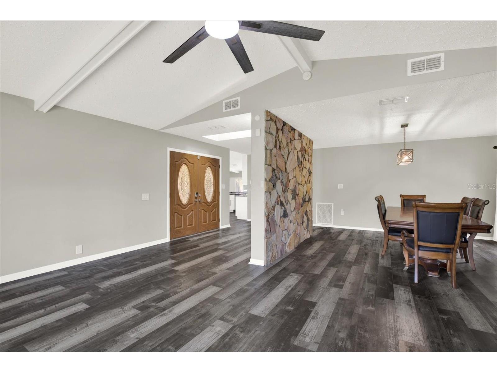7487 River Country Drive Weeki Wachee FL 34607 - RIVER COUNTRY LAKE TB8524492 image12