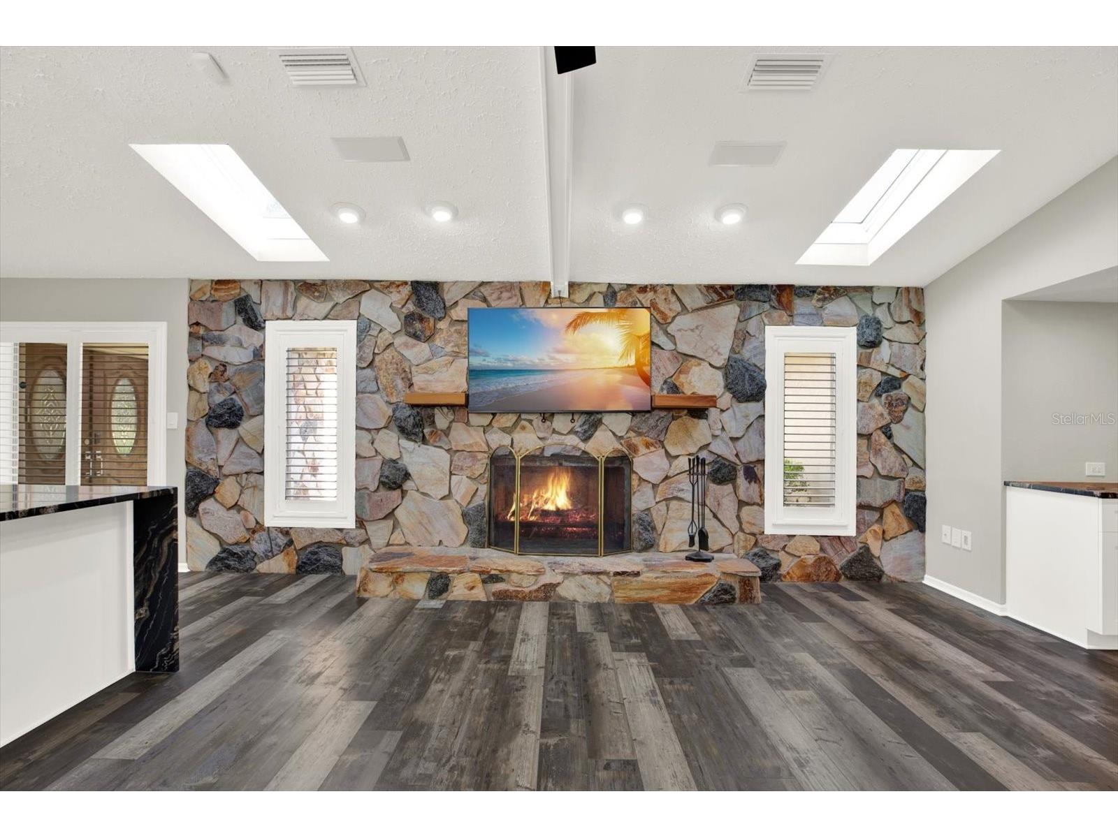 7487 River Country Drive Weeki Wachee FL 34607 - RIVER COUNTRY LAKE TB8524492 image19