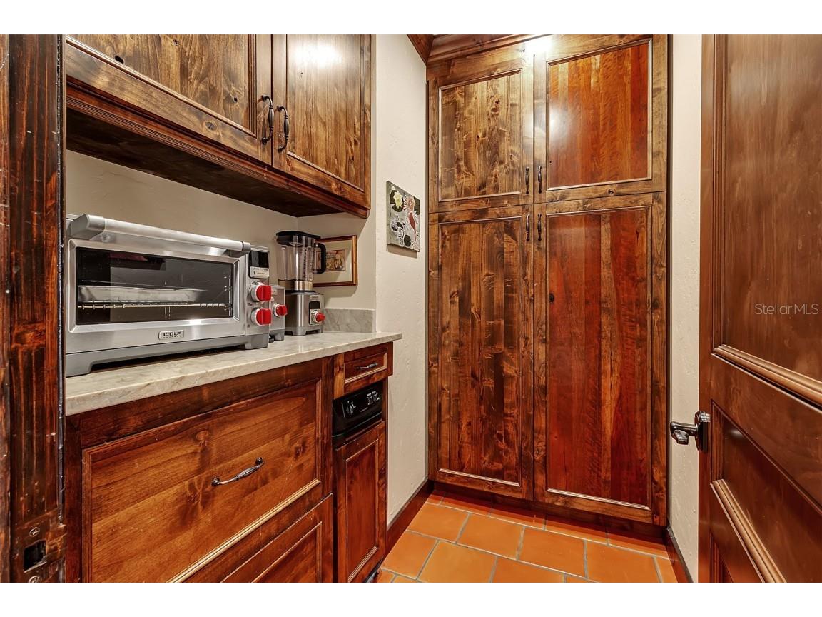 749 Freeling Drive Sarasota FL 34242 A4666354 image19