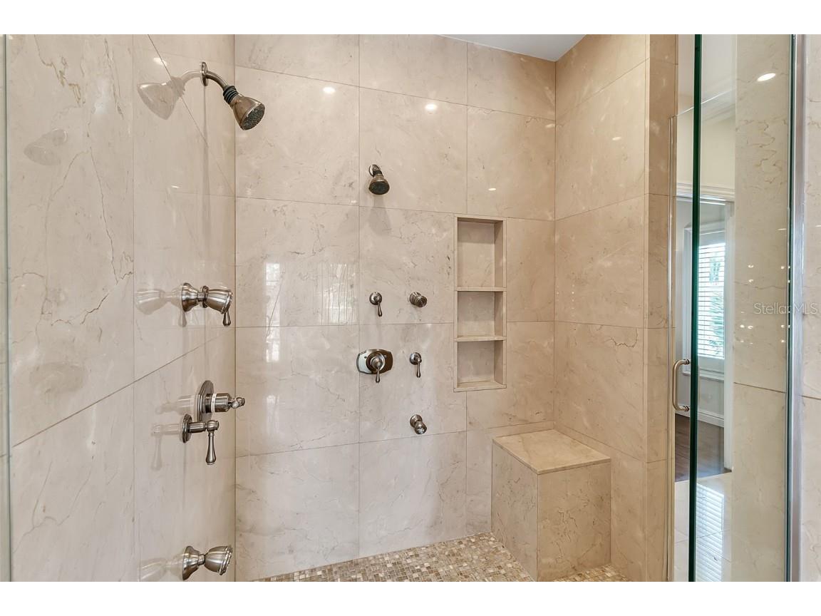 749 Freeling Drive Sarasota FL 34242 A4666354 image27