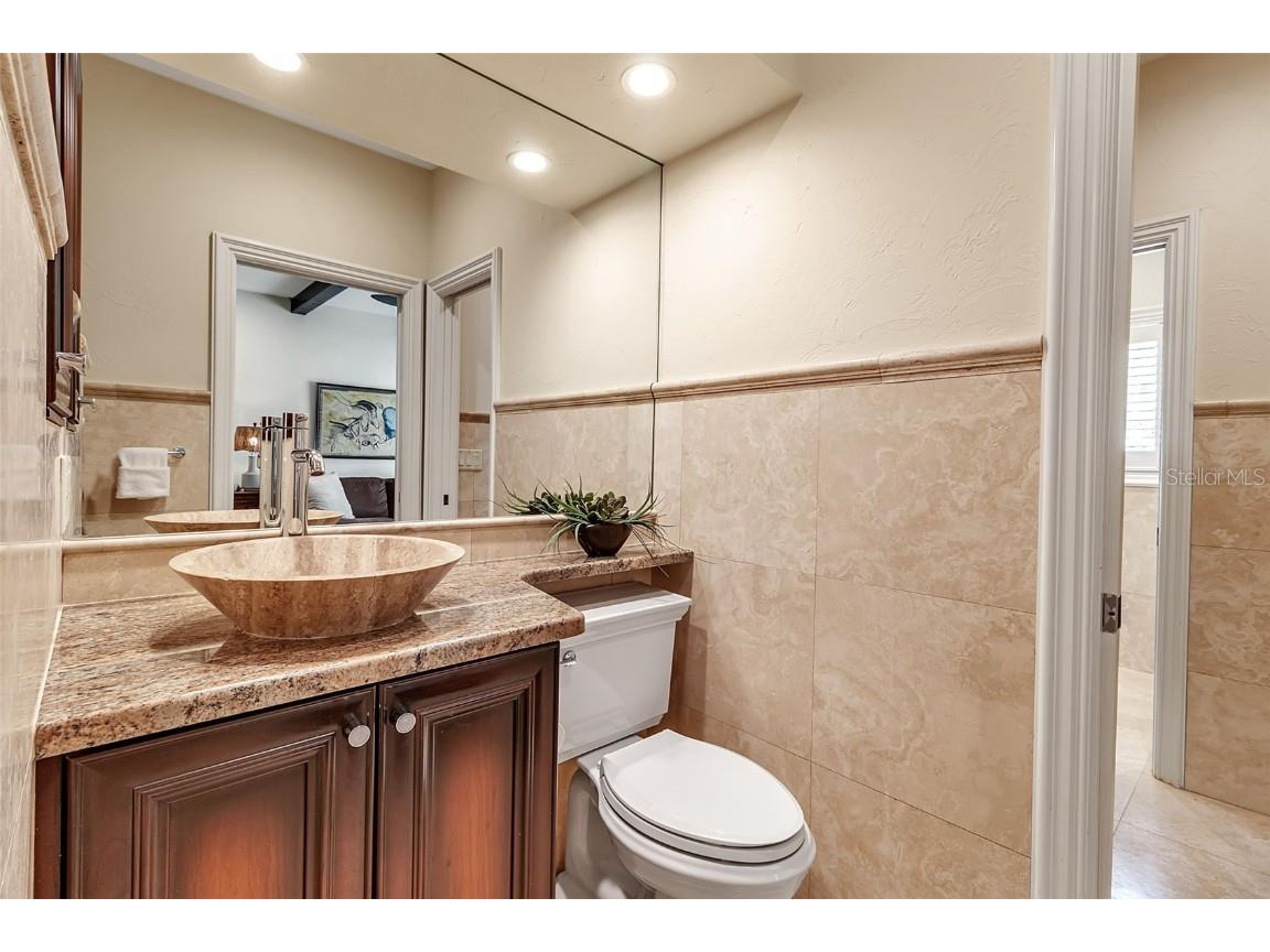 749 Freeling Drive Sarasota FL 34242 A4666354 image31