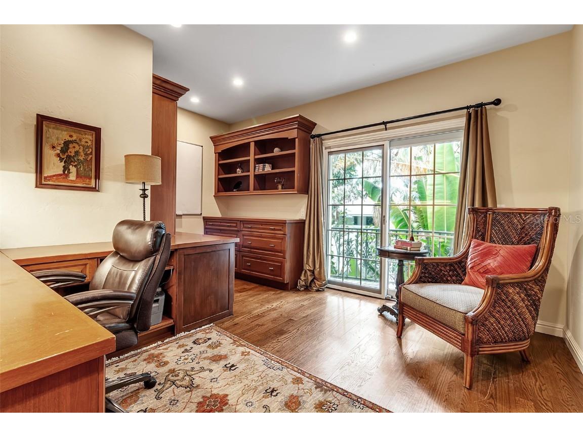 749 Freeling Drive Sarasota FL 34242 A4666354 image36