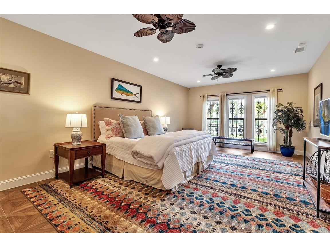 749 Freeling Drive Sarasota FL 34242 A4666354 image37