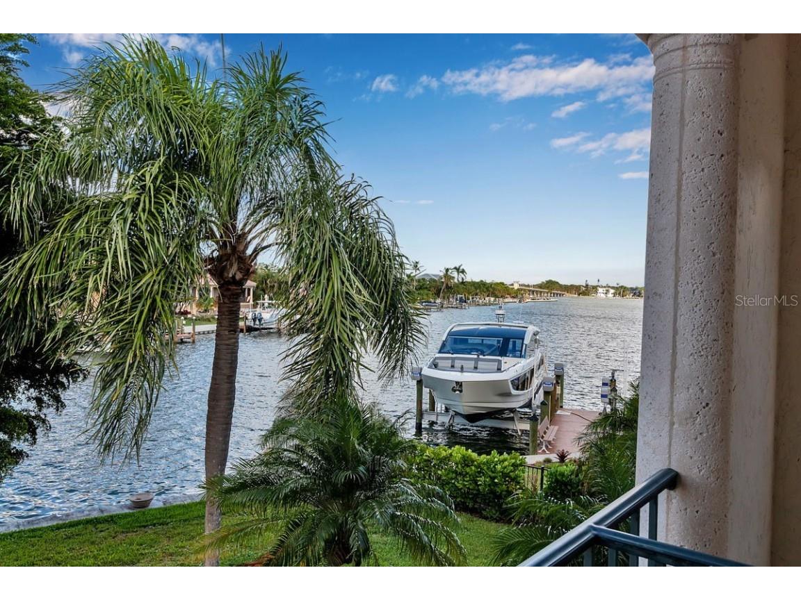 749 Freeling Drive Sarasota FL 34242 A4666354 image5