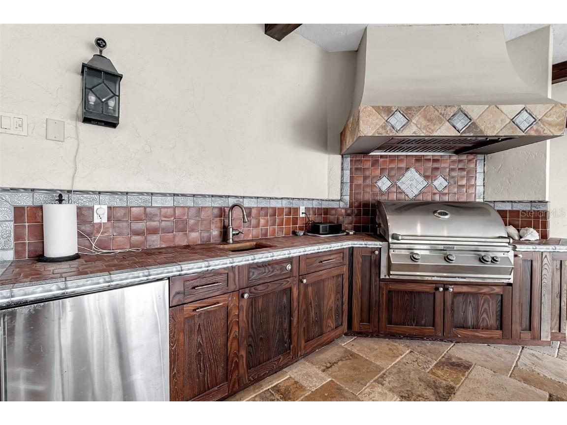 749 Freeling Drive Sarasota FL 34242 A4666354 image52