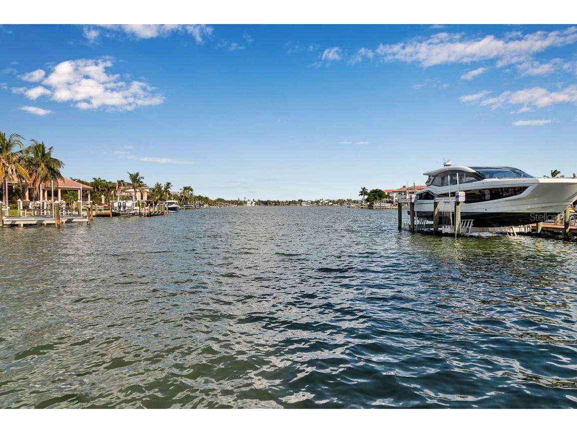 749 Freeling Drive Sarasota FL 34242 A4666354 image59