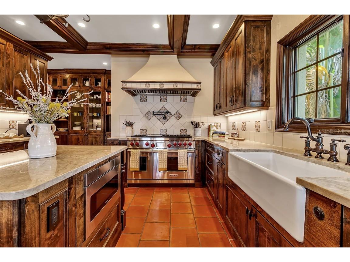 749 Freeling Drive Sarasota FL 34242 A4666354 image7