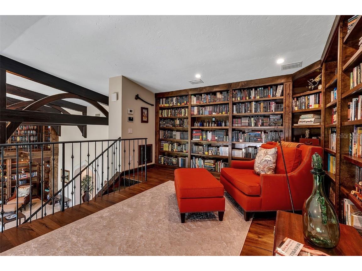 749 Freeling Drive Sarasota FL 34242 A4666354 image8