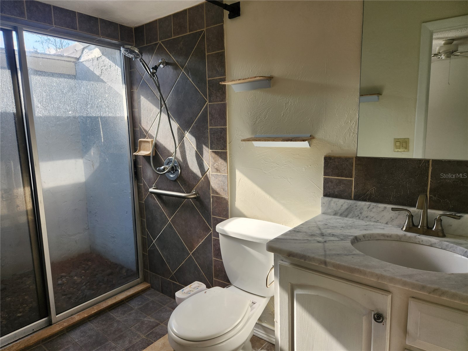 749 N Jefferson Avenue #749 Sarasota FL 34237 A4693373 image12
