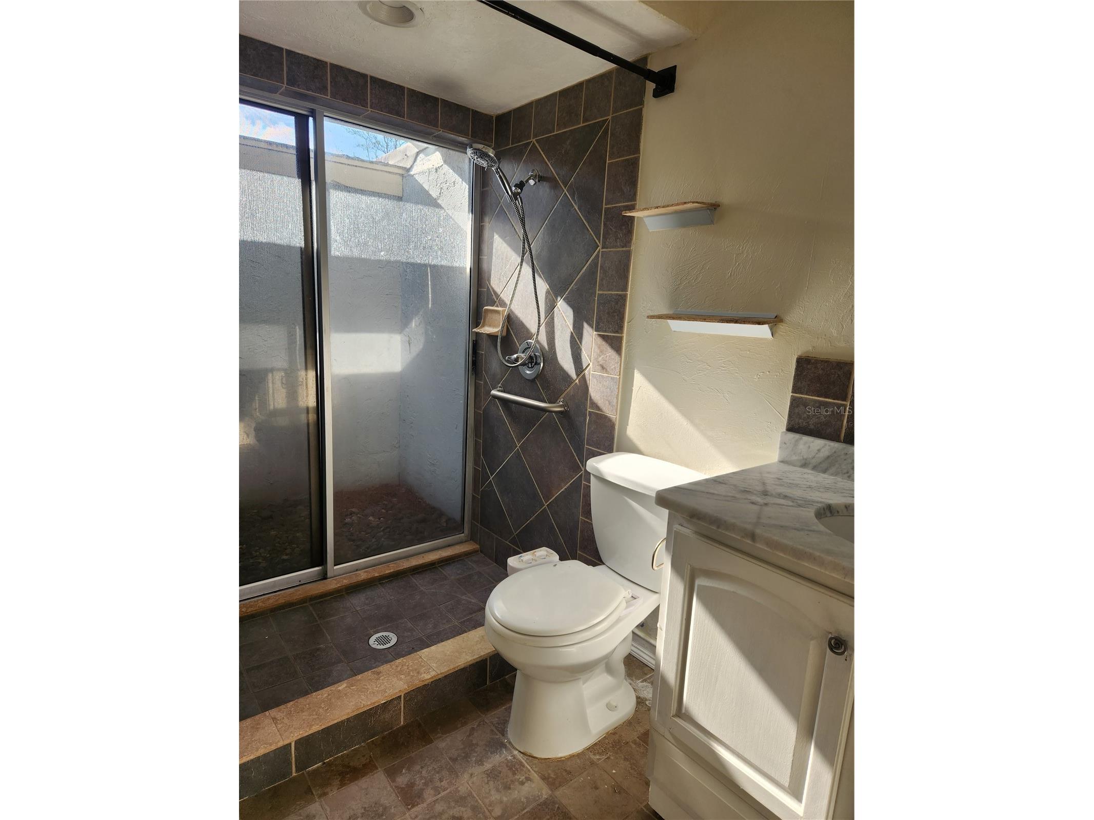 749 N Jefferson Avenue #749 Sarasota FL 34237 A4693373 image13