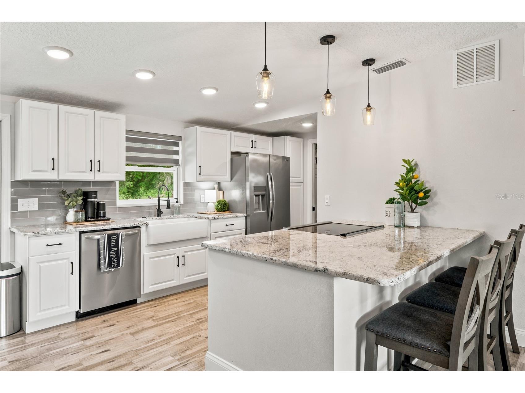 749 N Sr 415 Osteen FL 32764 O6418069 image12