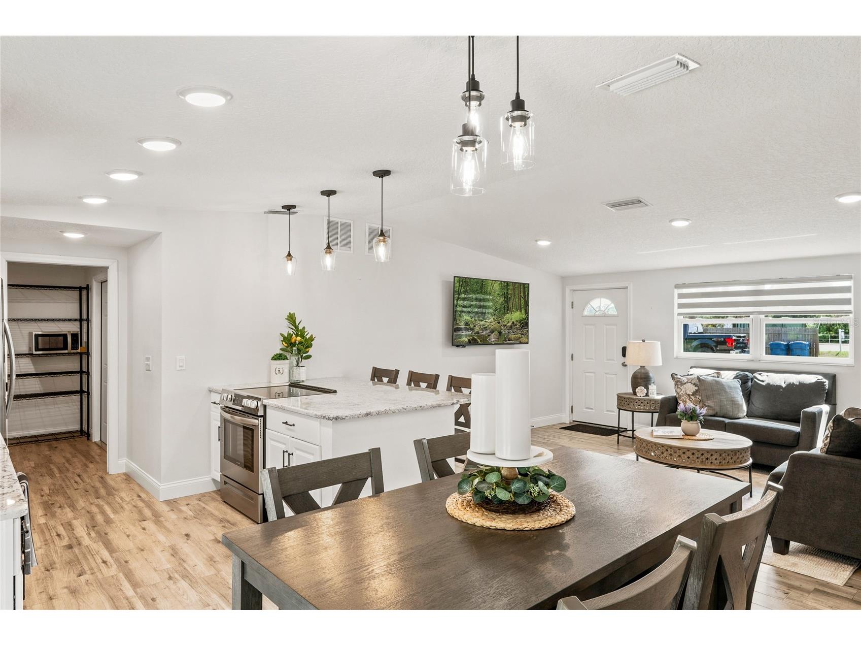749 N Sr 415 Osteen FL 32764 O6418069 image8