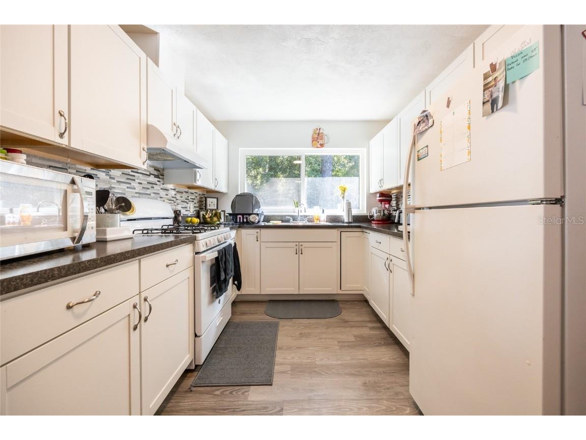 749 NW 34th Street Gainesville FL 32607 GC534001 image16