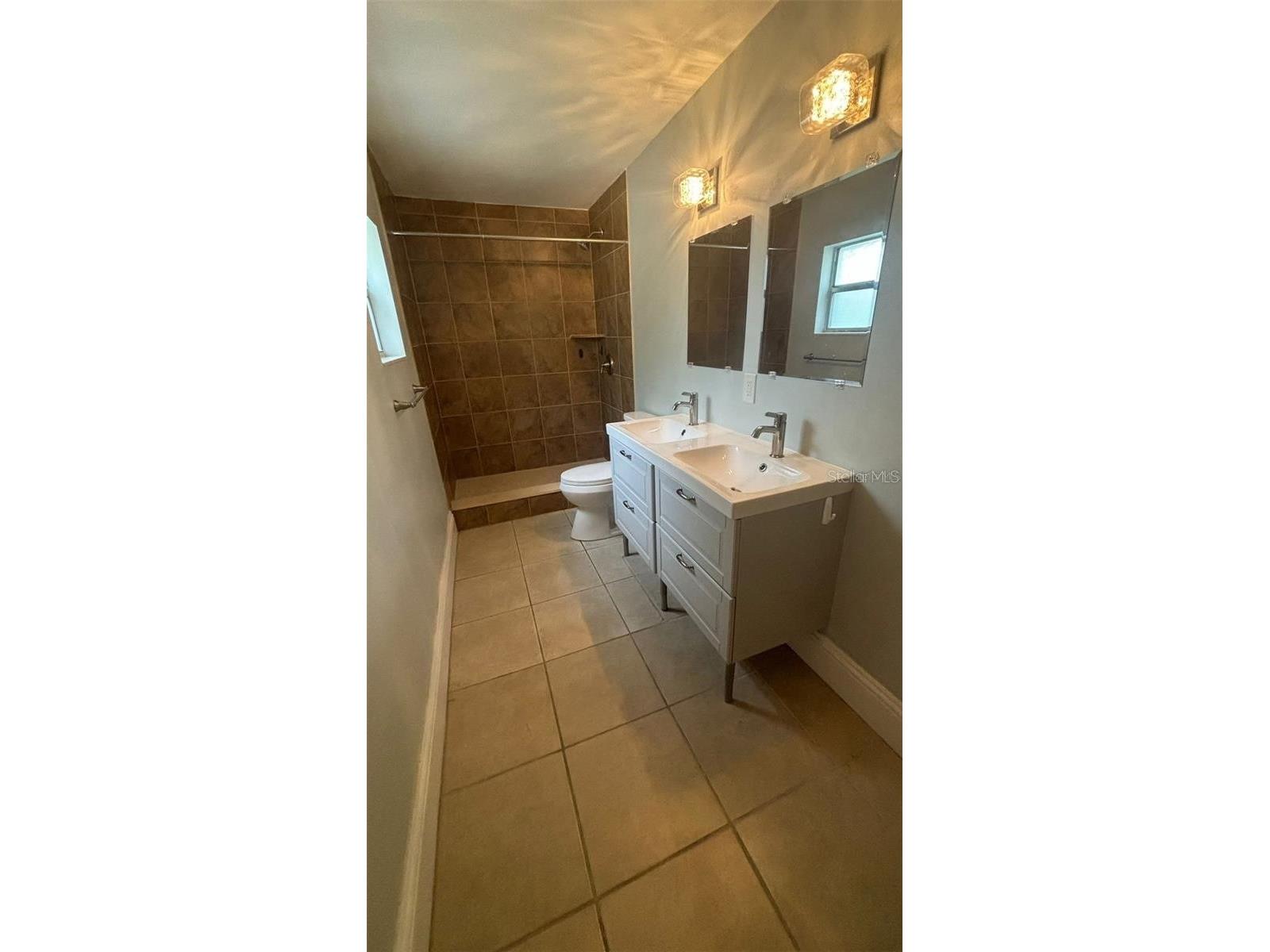 749 S Ridgewood Avenue Daytona Beach FL 32114 O6388802 image11