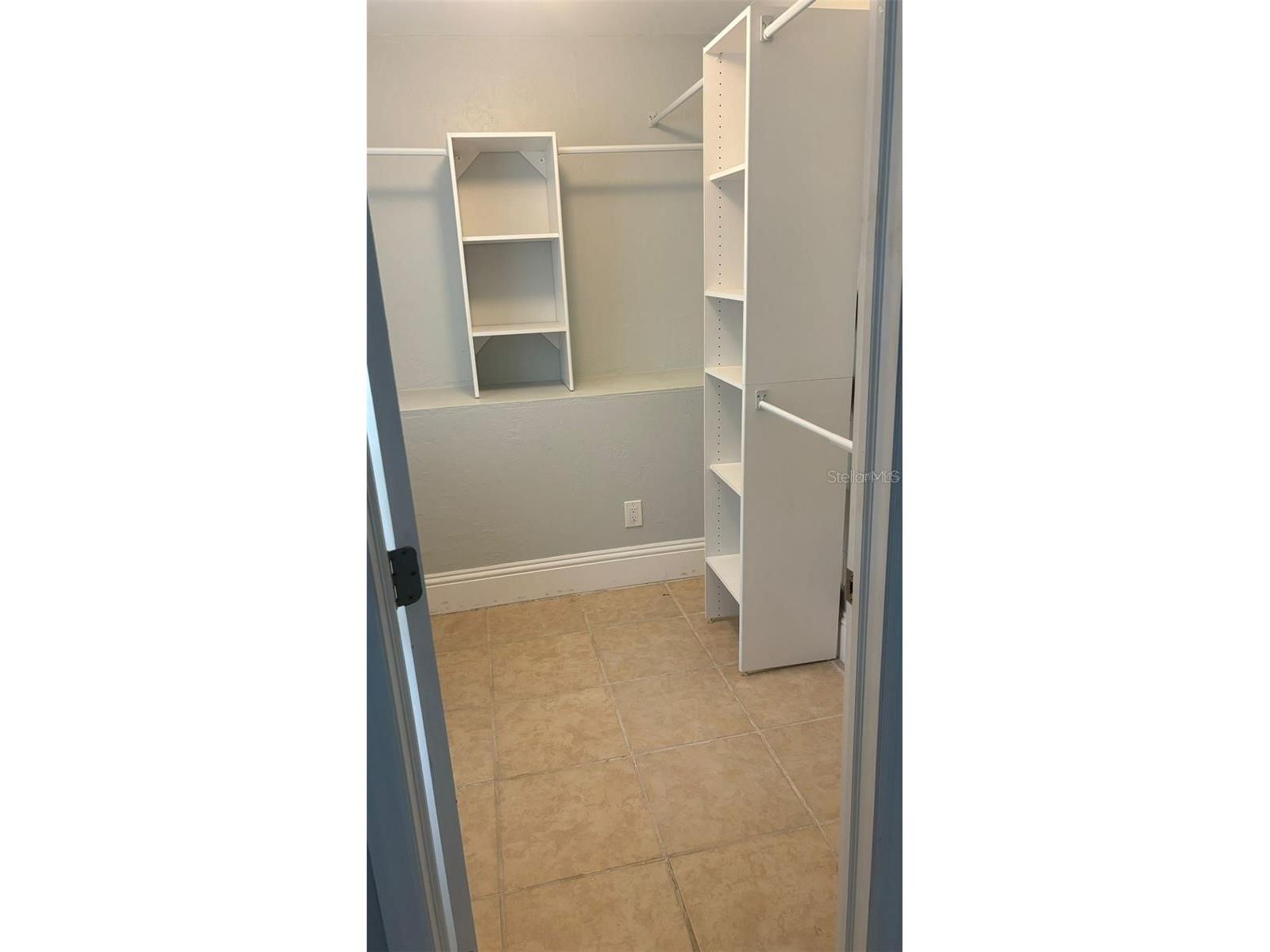 749 S Ridgewood Avenue Daytona Beach FL 32114 O6388802 image8